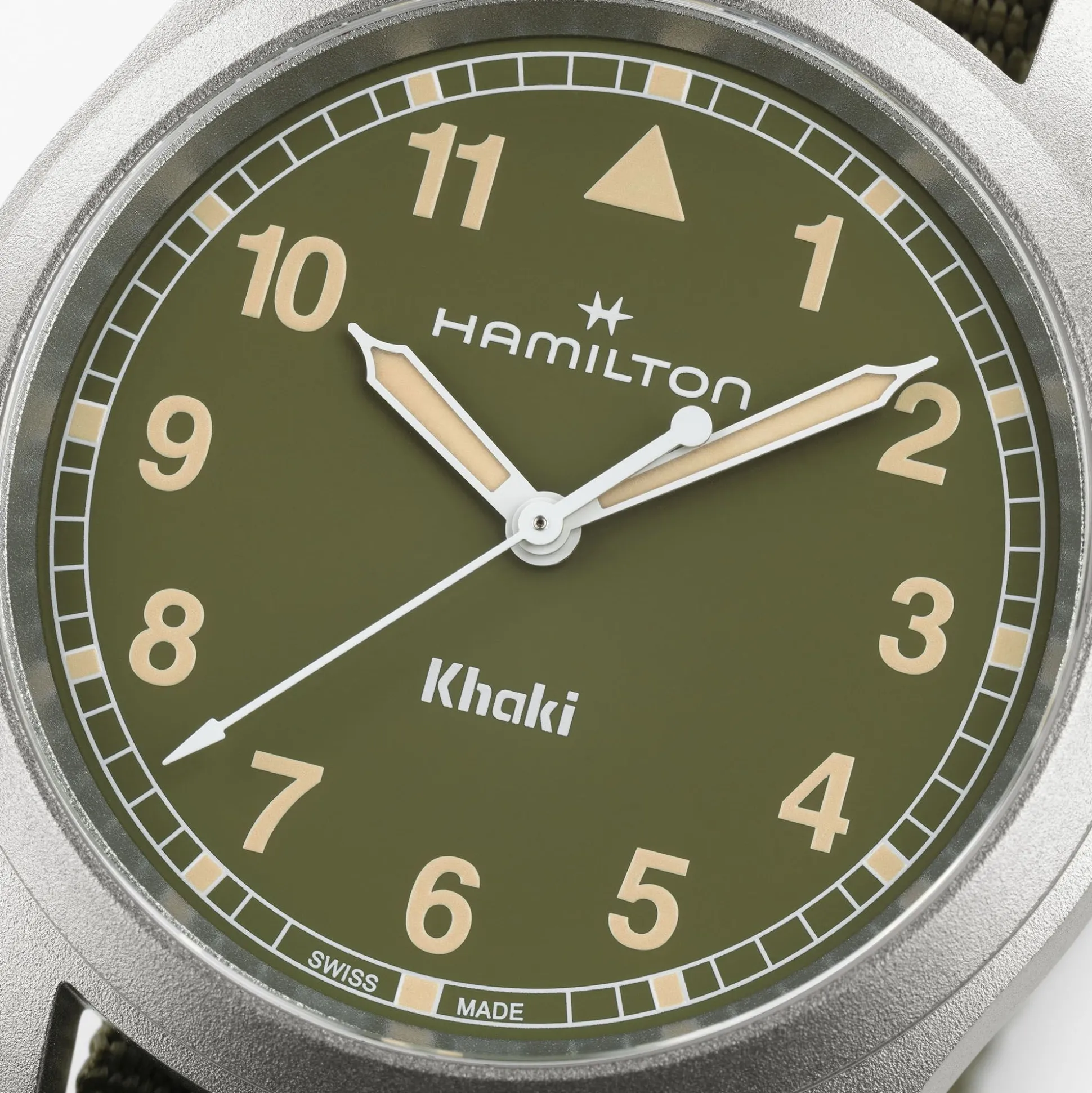 Khaki Field Quartz 38 mm