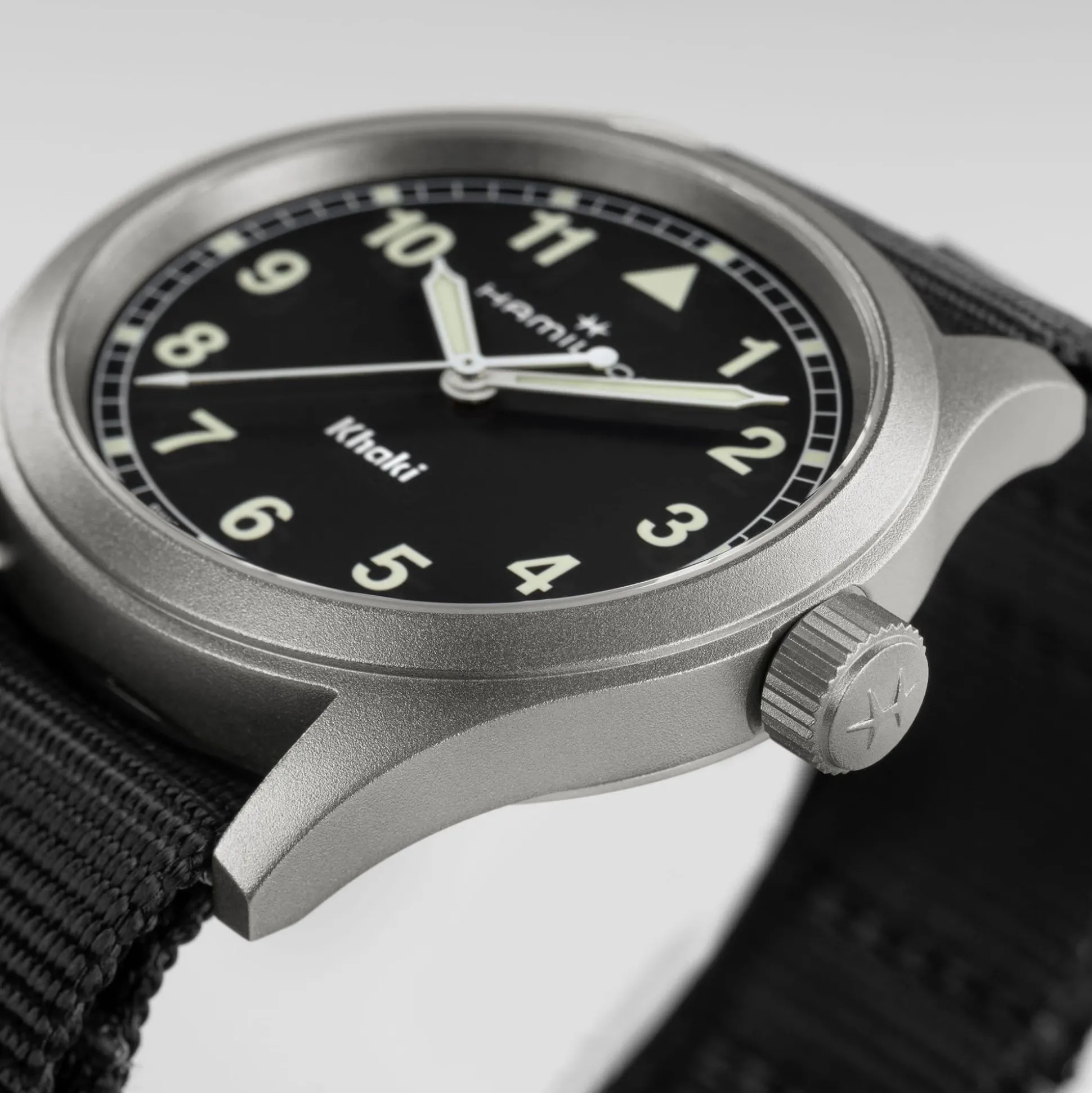 Khaki Field Quartz 38mm