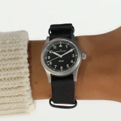 Khaki Field Quartz 33mm