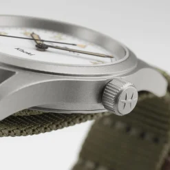 Khaki Field Quartz 33mm