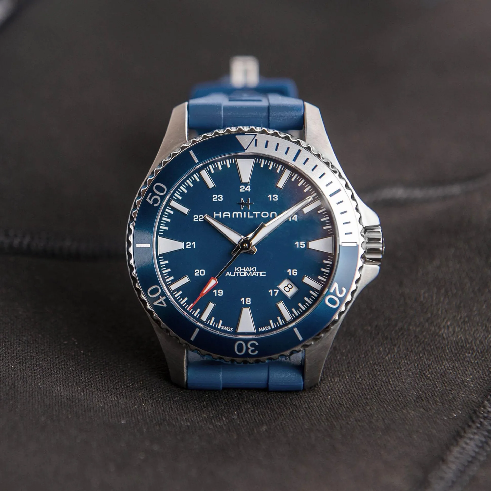 Khaki Navy Scuba Auto