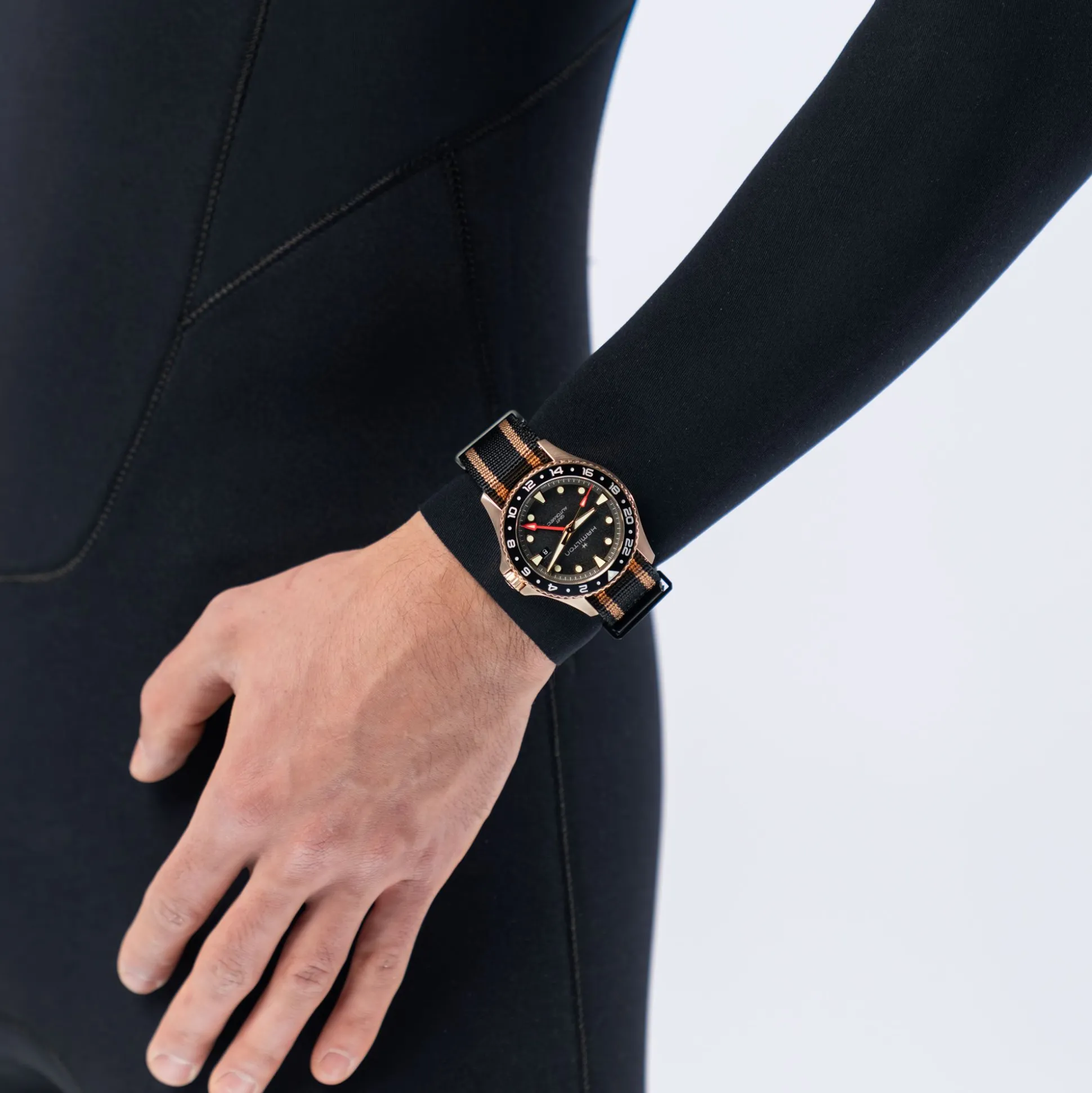 Khaki Navy Scuba automatic GMT 43mm bronze